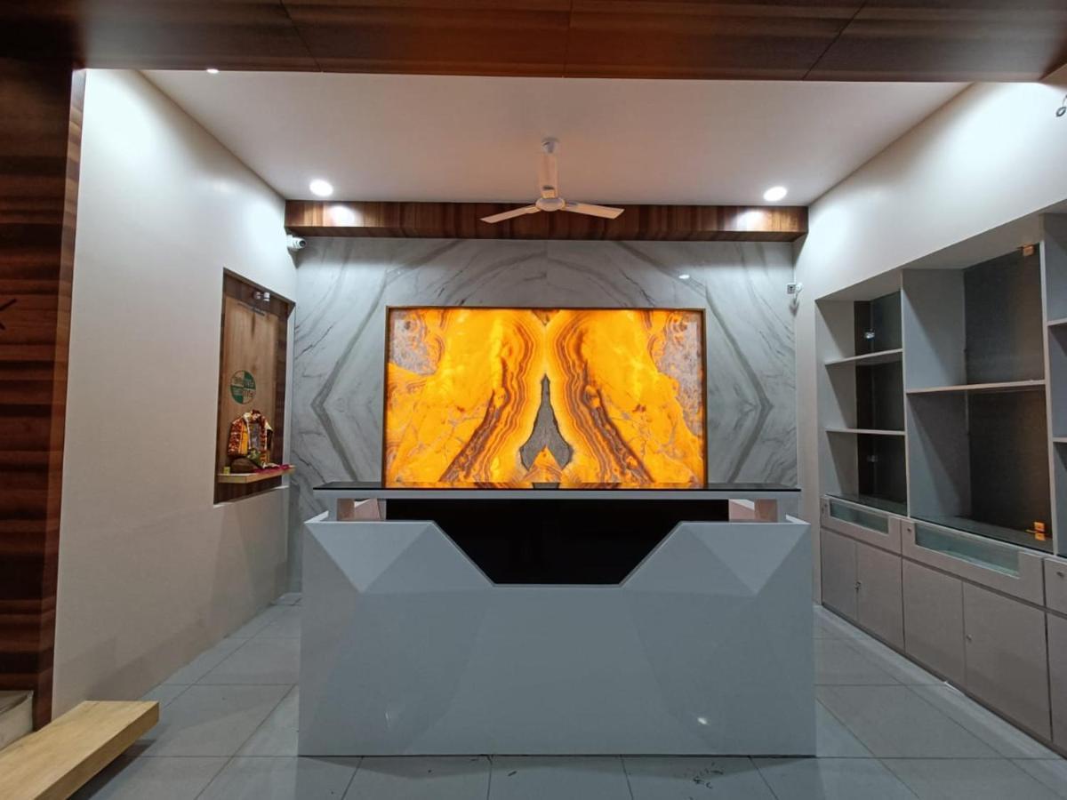 Hotel Shri Anand Dham, Nathdwara - 125 Meters Away From The Temple Exterior photo