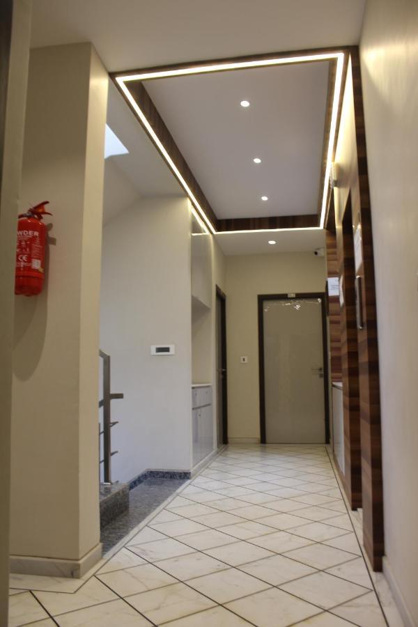 Hotel Shri Anand Dham, Nathdwara - 125 Meters Away From The Temple Exterior photo